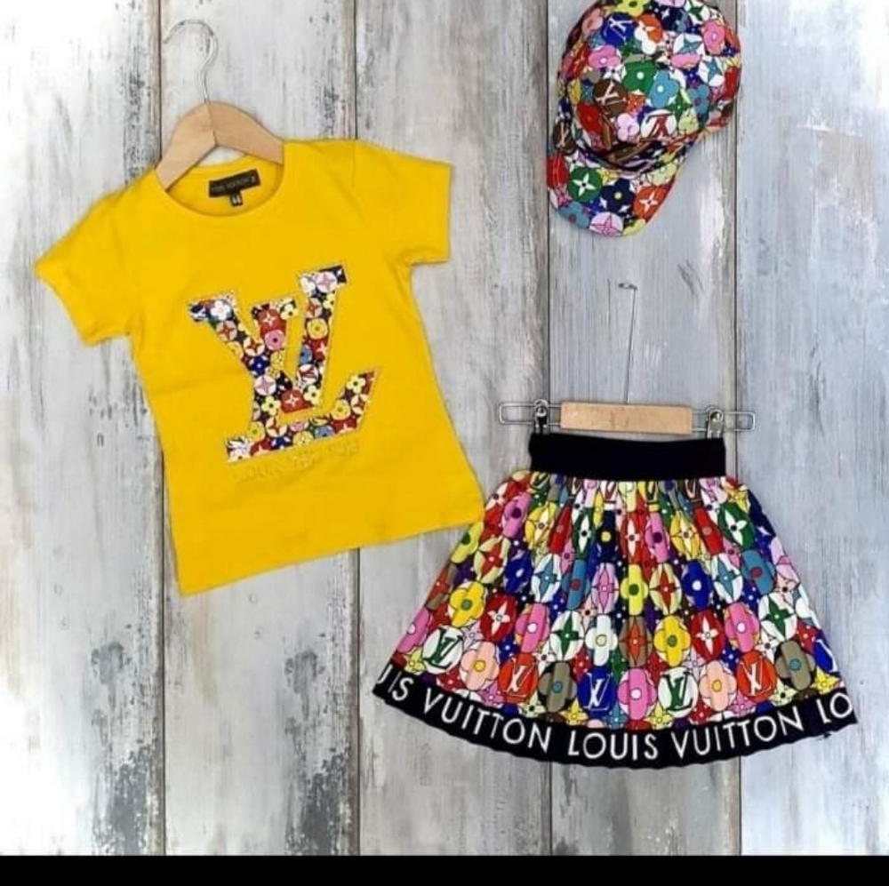 Girl's Louis Vuitton skirt set